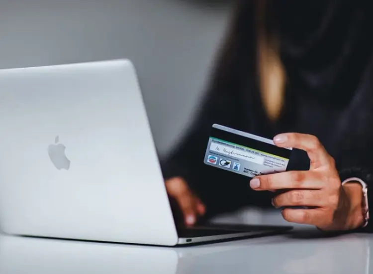 Στα marketplaces η μερίδα του λέοντος του e-commerce