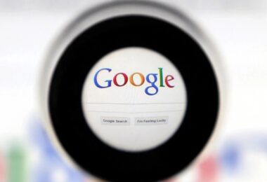 Η Google ανακοίνωσε εισαγωγή chatbot τεχνητής νοημοσύνης στη μηχανή αναζήτησης