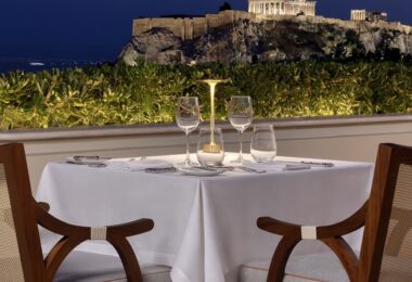 Η Schneider Electric στηρίζει τη βιωσιμότητα των ιστορικών ξενοδοχείων Μεγάλη Βρετανία και King George με εξειδικευμένους ενεργειακούς ελέγχους