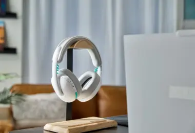 Η Logitech παρουσιάζει τα νέα ακουστικά G325