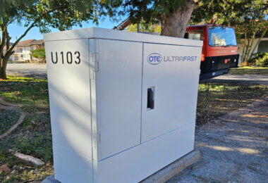 Ο Όμιλος ΟΤΕ ξεκινά την εμπορική διάθεση υπηρεσιών οπτικής ίνας στο πλαίσιο του έργου UFBB