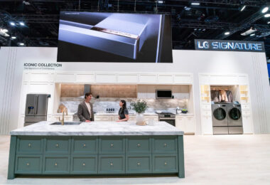 Η LG ELECTRONICS ΠΑΡΟΥΣΙΑΖΕΙ ΤΟ ΜΕΛΛΟΝ ΤΗΣ ΠΟΛΥΤΕΛΟΥΣ ΖΩΗΣ ΣΤΟ ΣΠΙΤΙ ΣΤΗΝ KBIS 2026