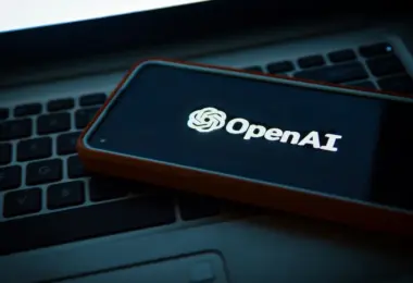 Η OpenAI ετοιμάζει smartphone με custom επεξεργαστή και στόχο έναν ενιαίο AI βοηθό από το 2028