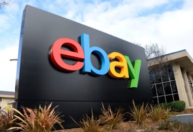 Η eBay απορρίπτει την προσφορά 56 δισ. δολαρίων της GameStop ως «μη αξιόπιστη»