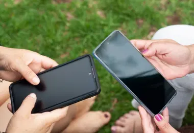 Ένα στα δύο smartphones θα υποστηρίζει δορυφορική συνδεσιμότητα το 2030