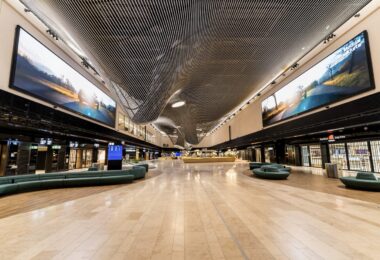 Η LG ολοκλήρωσε το LED Signage Project στο Terminal 3 του αεροδρομίου της Φρανκφούρτης