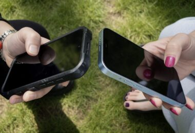 Smartphones: Οι μεγαλύτερες οθόνες γίνονται προτεραιότητα για τους Ευρωπαίους
