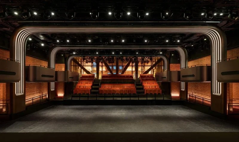 Το Apple Music Hall Spatial Audio Venue εγκαινιάζεται στον ηλεκτρικό σταθμό Battersea