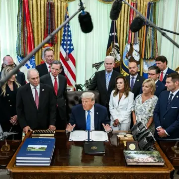 Να καταργηθεί ο όρος «AI» και να γίνει «super intelligence» ζητά ο Donald Trump