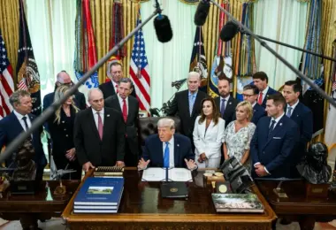Να καταργηθεί ο όρος «AI» και να γίνει «super intelligence» ζητά ο Donald Trump
