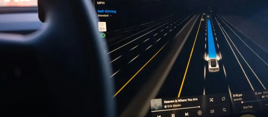 Τέλος η ονομασία «Full Self-Driving» για την Tesla στην Ευρώπη μετά την παρέμβαση της Γερμανίας